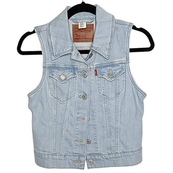 Levi’s Light Wash Distressed Denim Vest - Picture 2 of 6